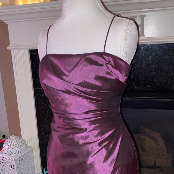 Sexy Violet Gown - Picture 2 of 3